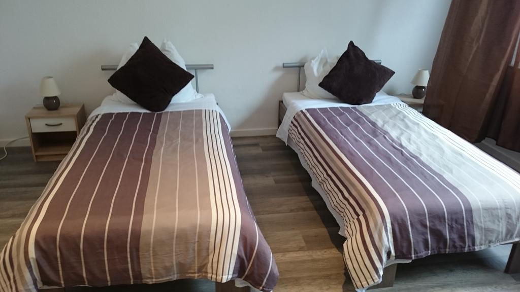 Appartment Am Nordpark Mönchengladbach Esterno foto