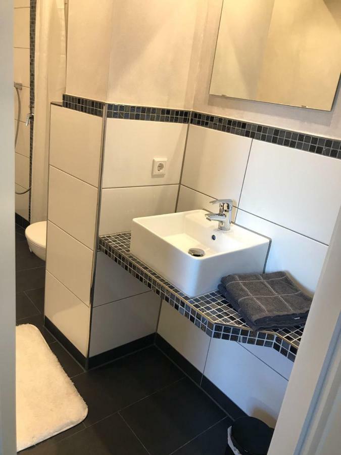 Appartment Am Nordpark Mönchengladbach Esterno foto