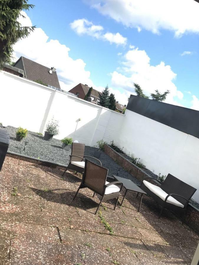 Appartment Am Nordpark Mönchengladbach Esterno foto