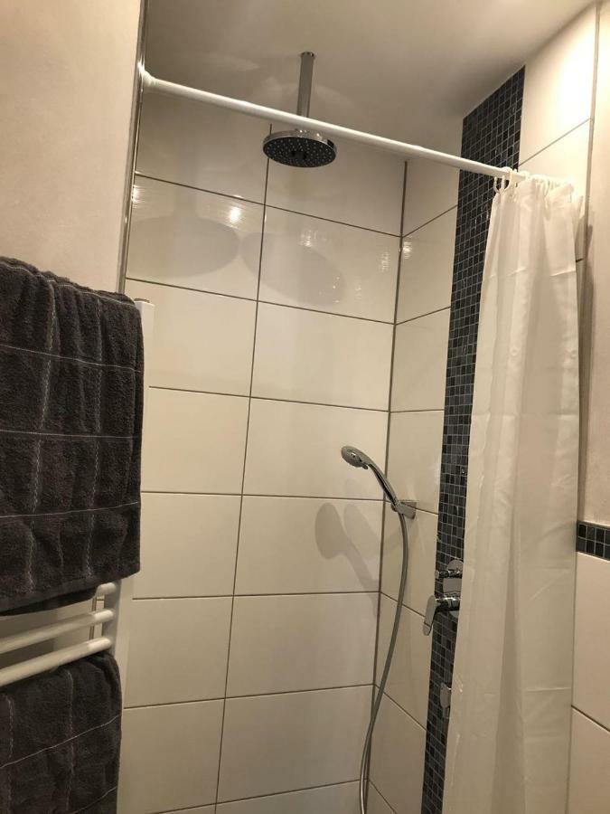 Appartment Am Nordpark Mönchengladbach Esterno foto